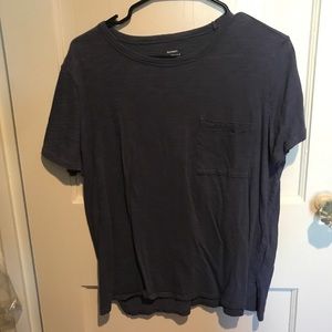 Old Navy blue tee